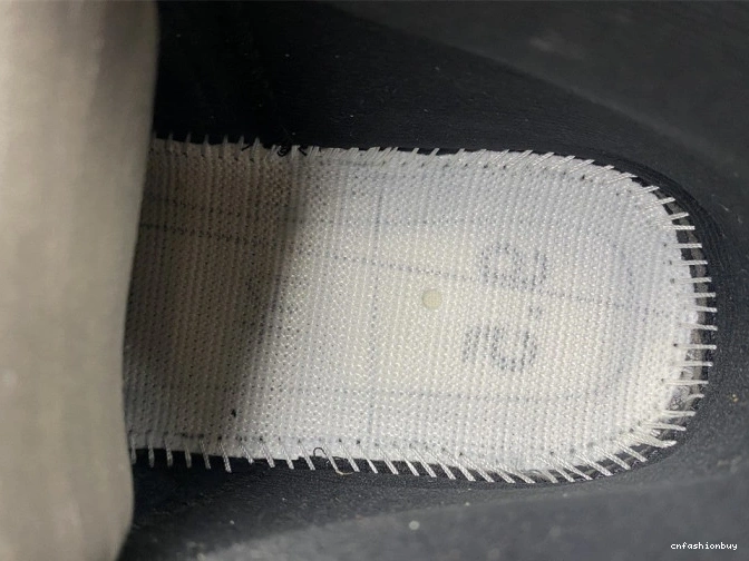 13 Air Single's Retro Jordan DM0803-300 (2021) Day Low 0811